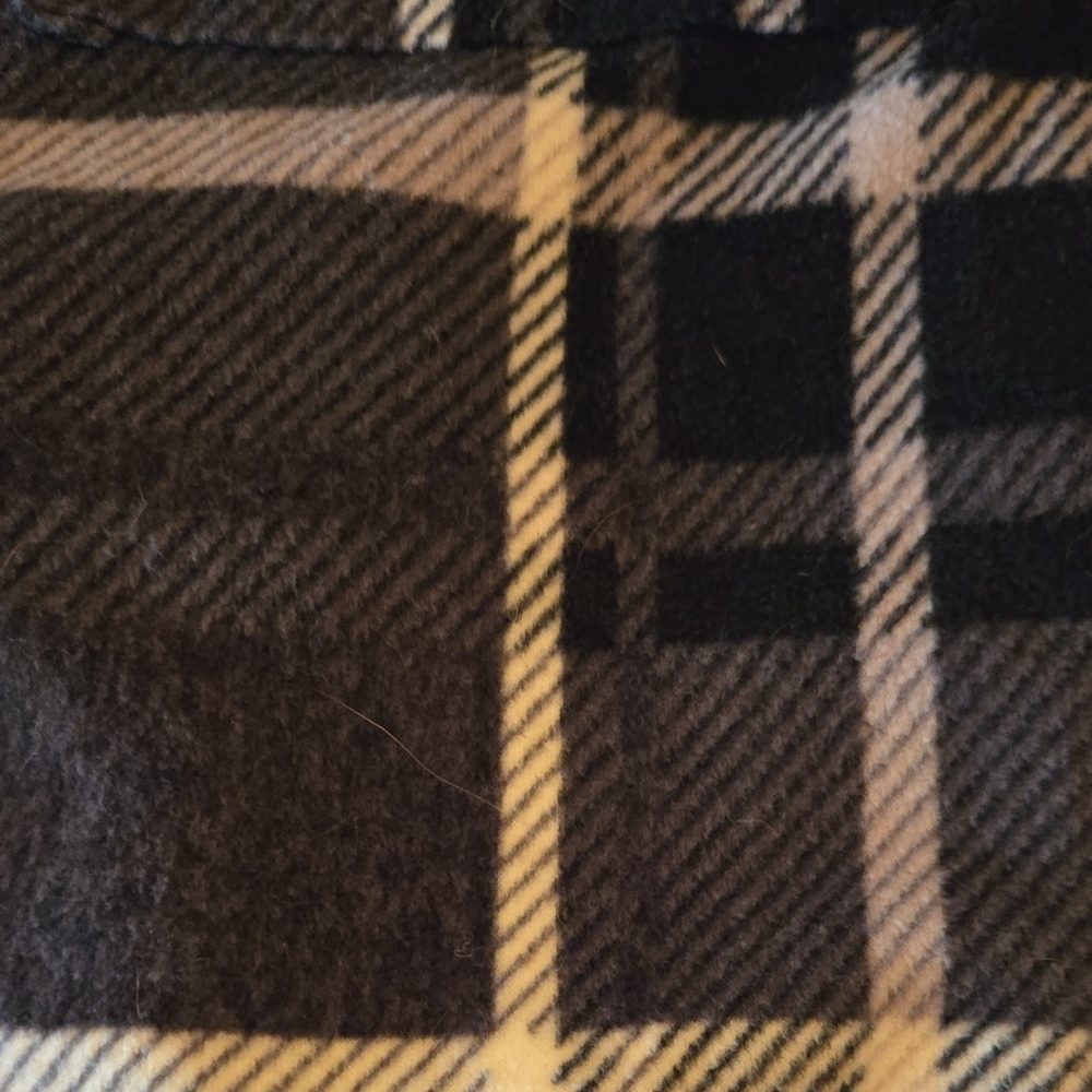 Cuddl Duds Black and White Plaid Blanket Robe - Picture 8 of 8
